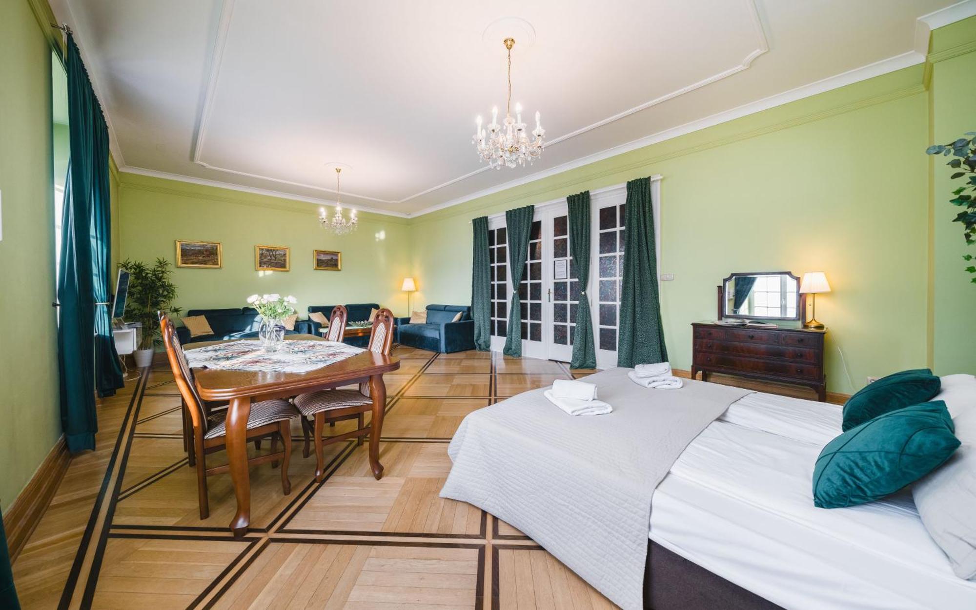 Apartamenty W Palacu Pod Baranami Krakow Bagian luar foto