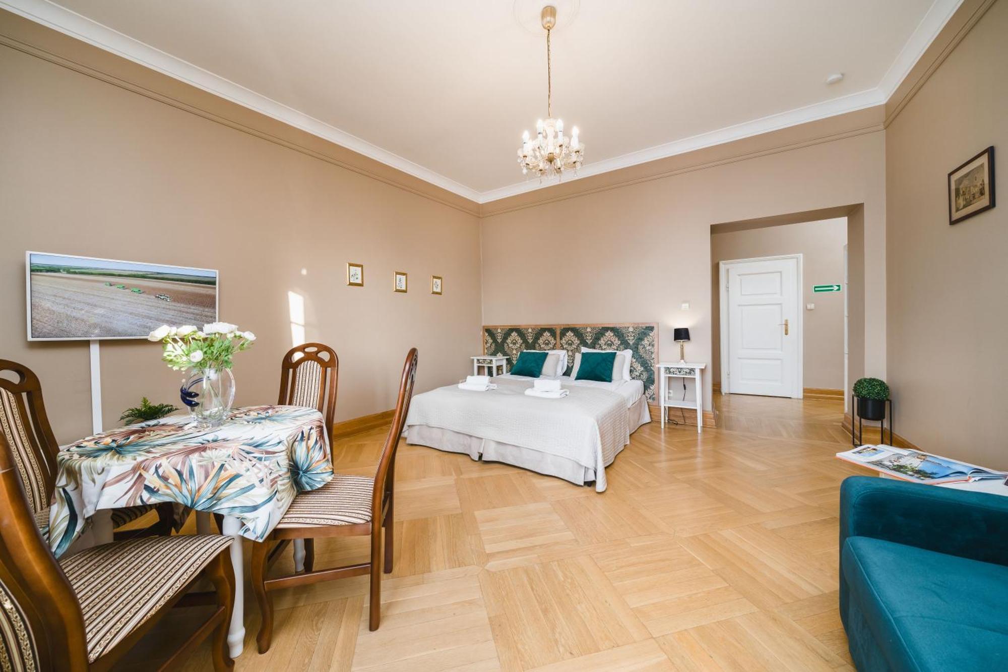 Apartamenty W Palacu Pod Baranami Krakow Bagian luar foto