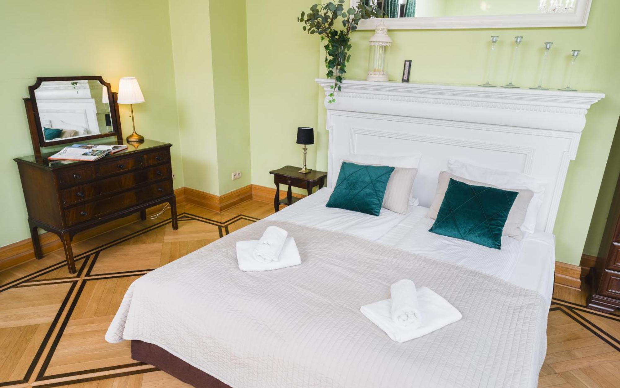 Apartamenty W Palacu Pod Baranami Krakow Bagian luar foto