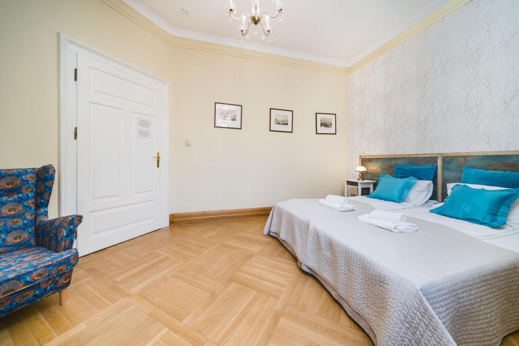 Apartamenty W Palacu Pod Baranami Krakow Bagian luar foto