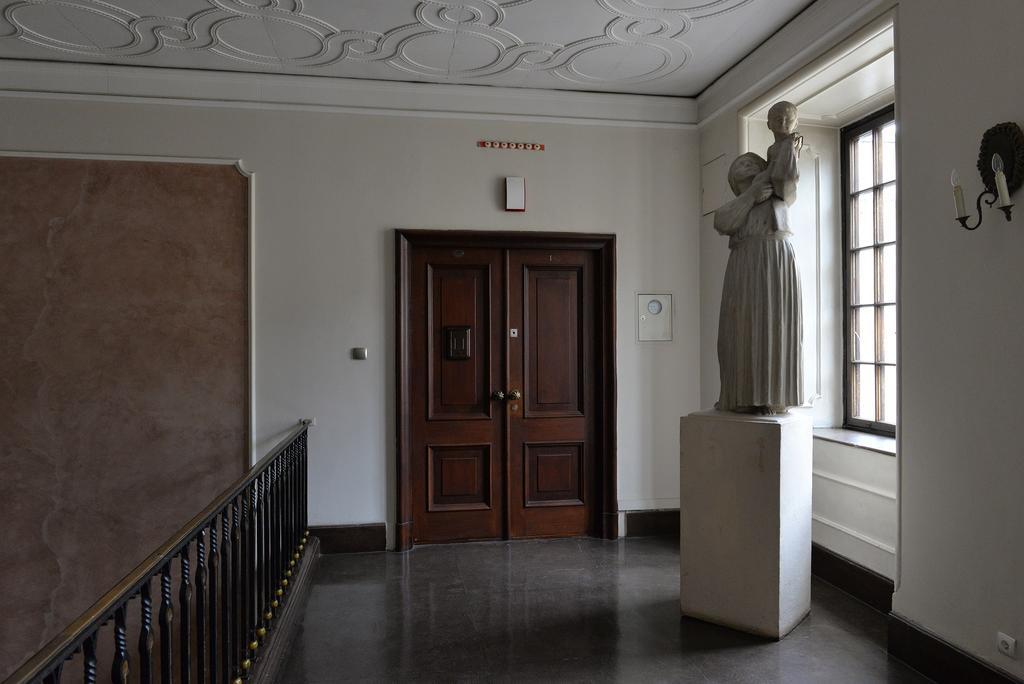 Apartamenty W Palacu Pod Baranami Krakow Bagian luar foto